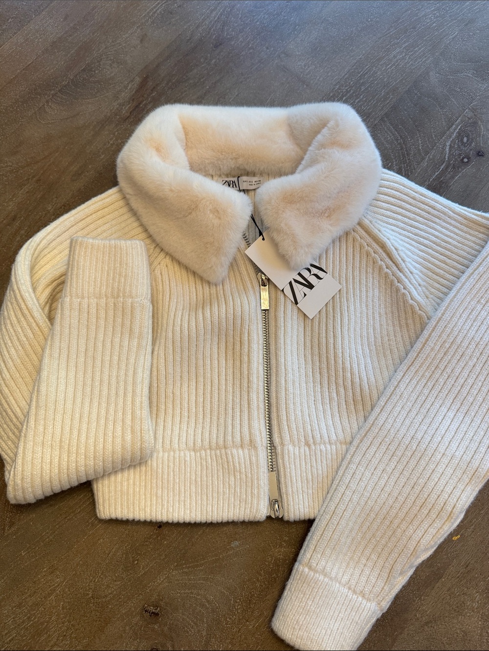 Zara Off-White Ribbed Sweater with Faux-Fur Collar
